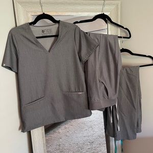 Figs Scrub Set.